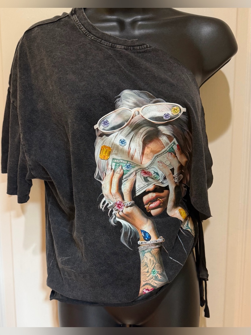 Black Graphic Money Face Portrait graphic tee size M - Picture 2 of 5